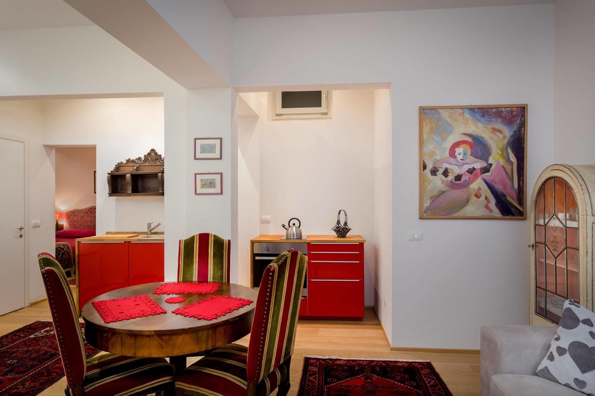 Florence Vintage Apartments Bagian luar foto
