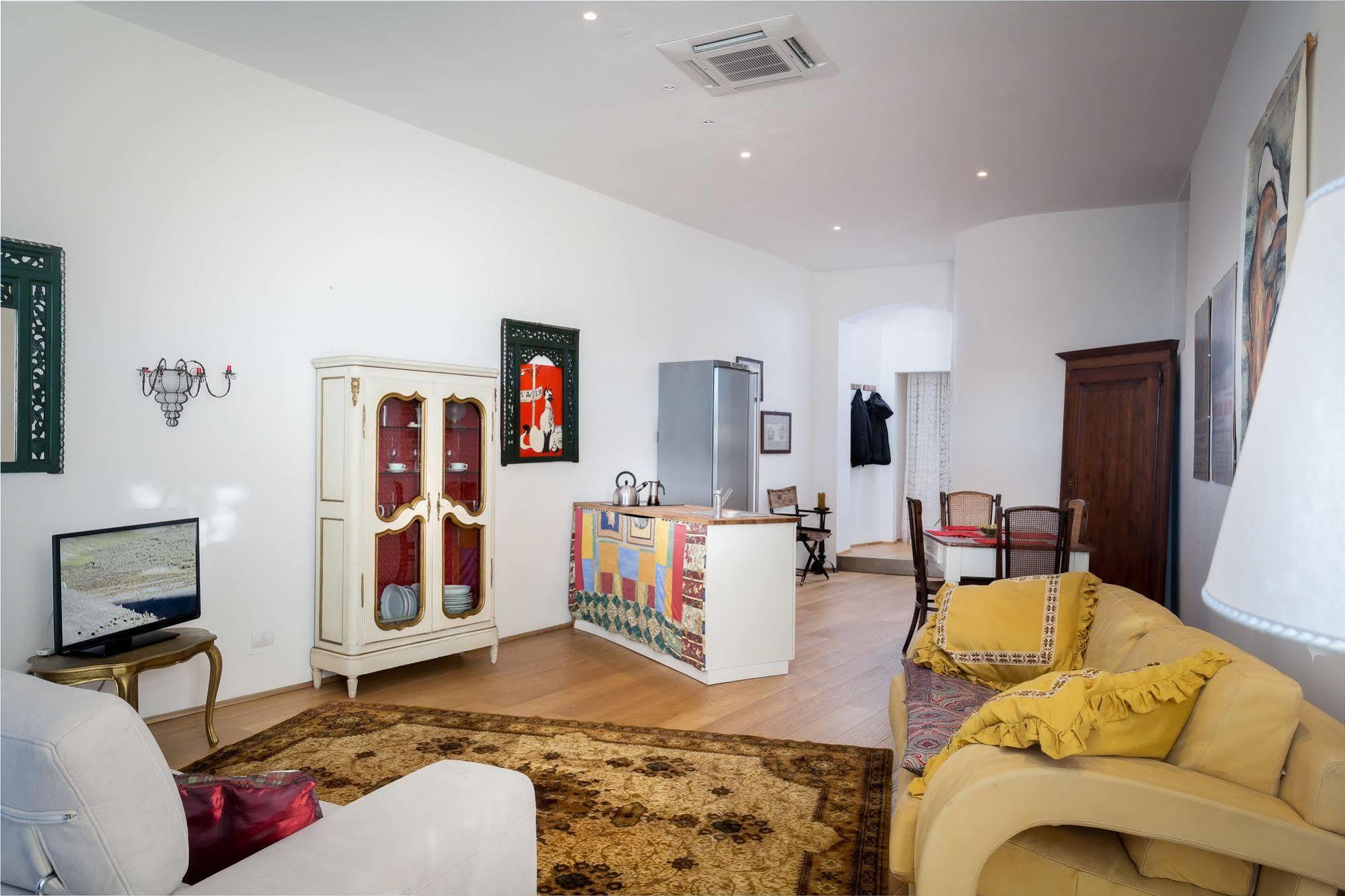 Florence Vintage Apartments Bagian luar foto